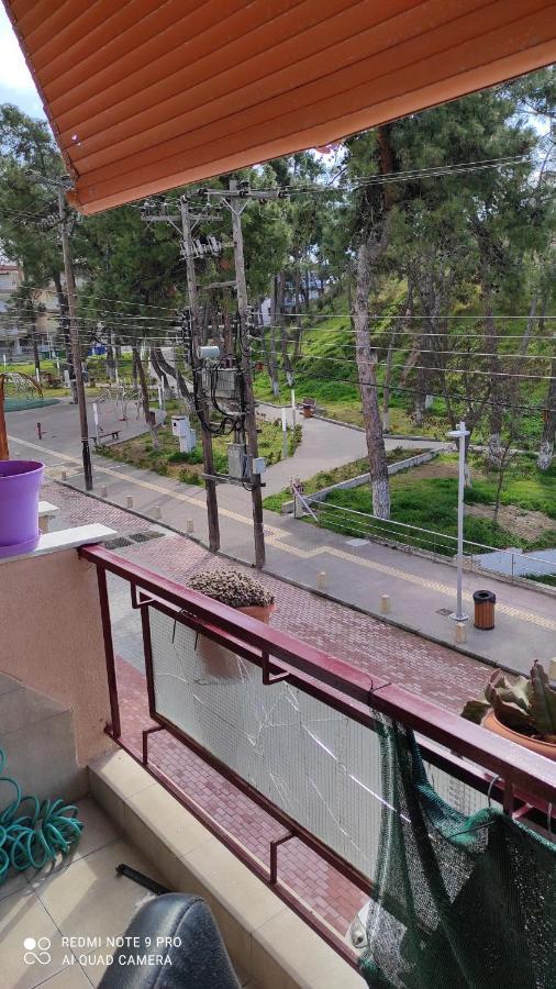 Sam Apartamento Nea Kallikrateia Exterior foto