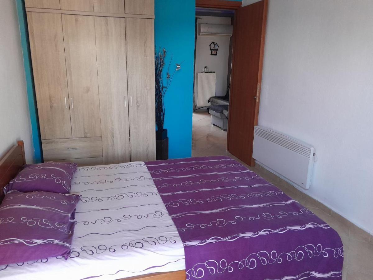 Sam Apartamento Nea Kallikrateia Exterior foto