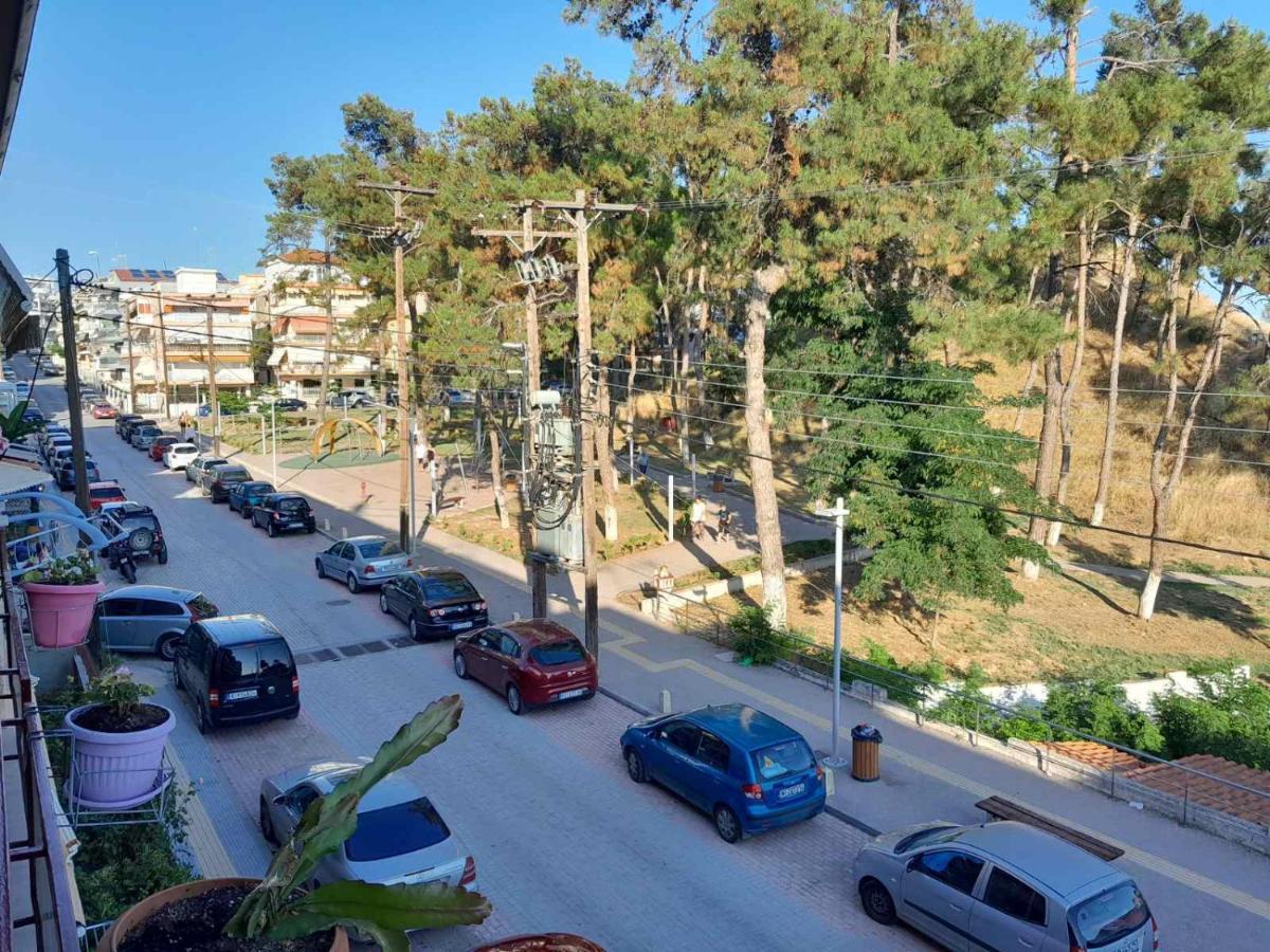 Sam Apartamento Nea Kallikrateia Exterior foto