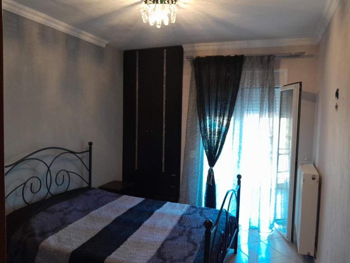 Sam Apartamento Nea Kallikrateia Exterior foto