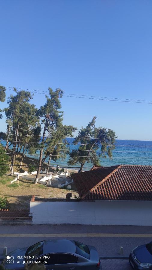 Sam Apartamento Nea Kallikrateia Exterior foto